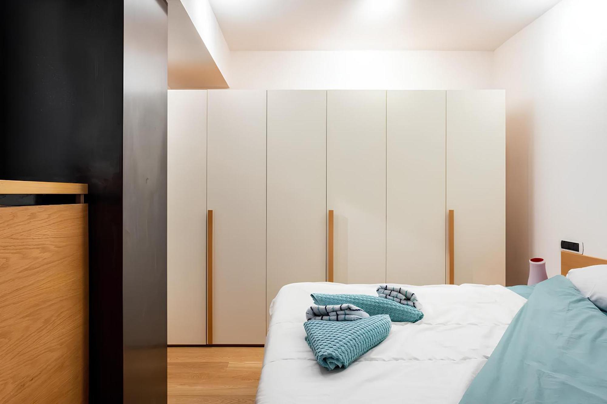 Ponte Rosso Apartment ตรีเอสเต ภายนอก รูปภาพ