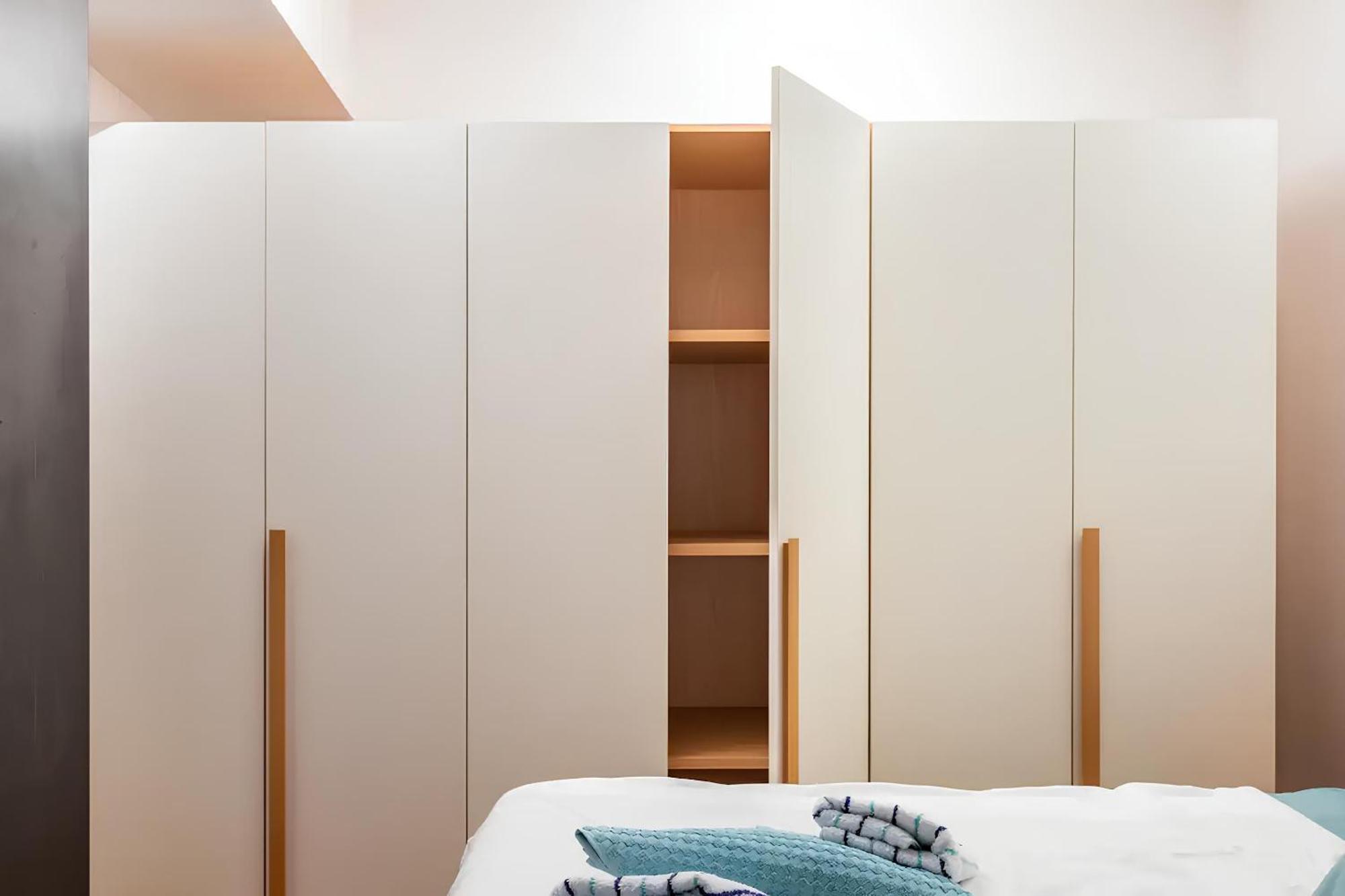 Ponte Rosso Apartment ตรีเอสเต ภายนอก รูปภาพ