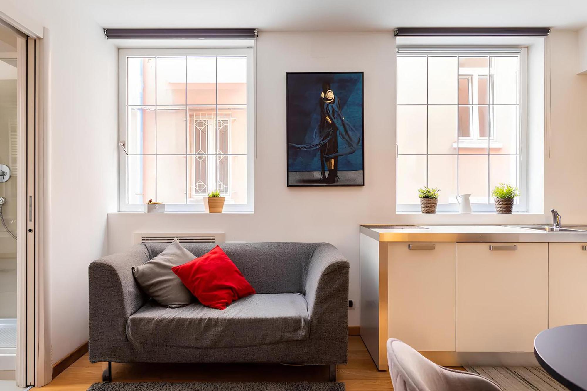 Ponte Rosso Apartment ตรีเอสเต ภายนอก รูปภาพ